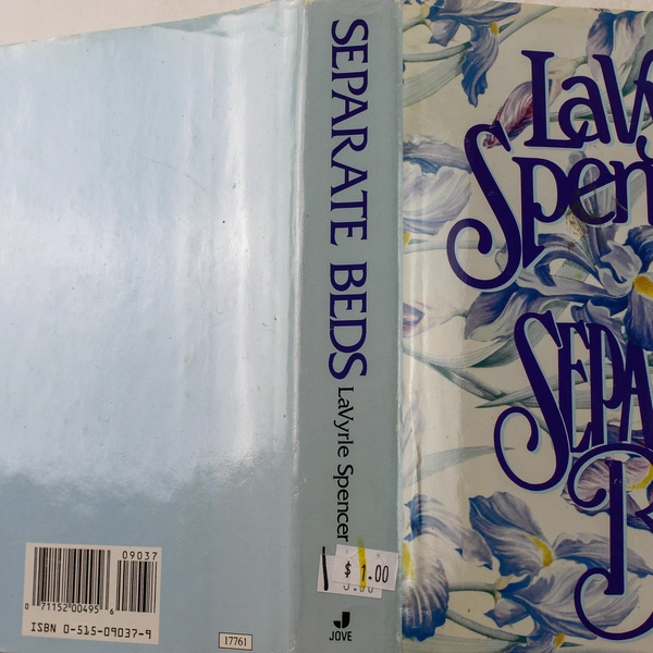 Separate Beds by Lavyrle Spencer Hardcover Book 1985 Good Condition