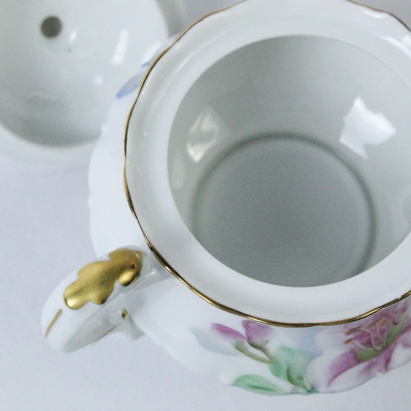 Vtg Takiro Hand Painted Porcelain Creamer And Sugar Bowl White Pink Flowers