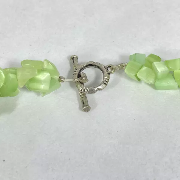 Jade Bead Necklace With Bead Pendant 19 Inch