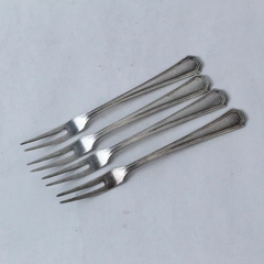 Lot of 4 Seneca Oneida Hotel Plate Snail Forks Silverplate 5.5 Inch 
