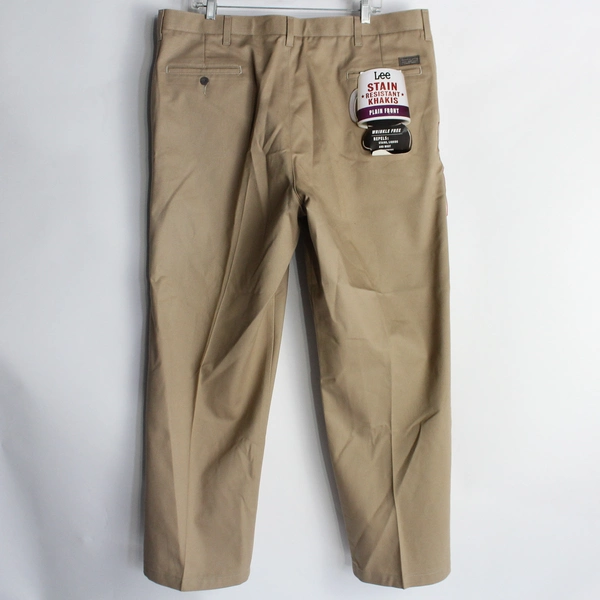 Lee Men's Stain Resistant Khakis Wrinkle Free 40x30 Plain Front Pants