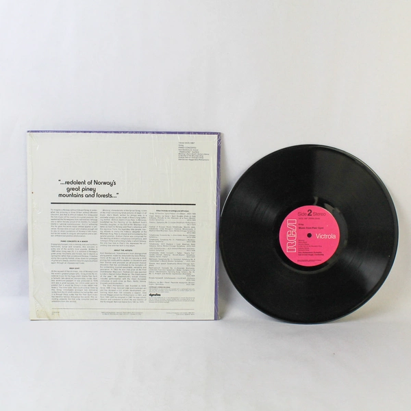 Grieg Piano Concerto Peer Gynt Suites VICS-1067 Vinyl LP