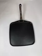 Farberware TQQQ05 Square 11" Aluminum Nonstick Skillet Pan