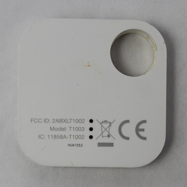 TILE Bluetooth Smart Tracker For Lost Phone Or Keys Pre-owned Used