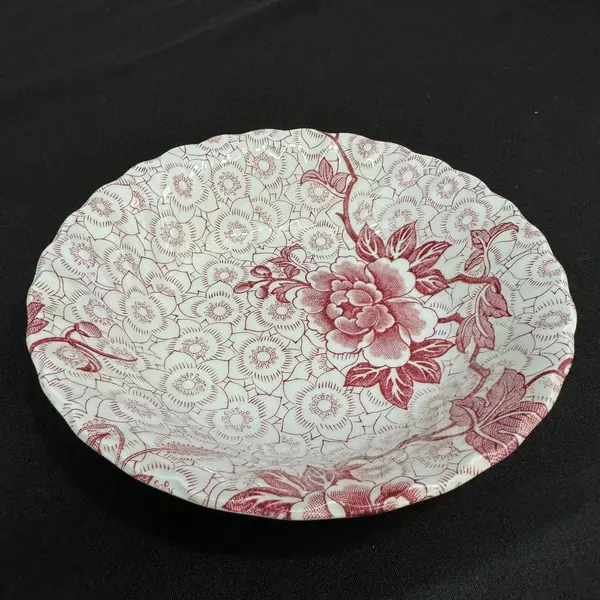 Set of Four 1979 Johnson Brothers Red Lotus Ironstone Round Fruit Bowls