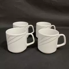 Set of 4 Delco Royal Ceramic Coffee Mugs White Ribbed Pattern Good Condition