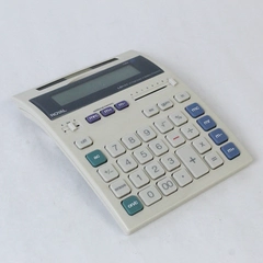 Vintage Royal LD140 12 Digit Solar Battery Powered Calculator Flip Up Screen