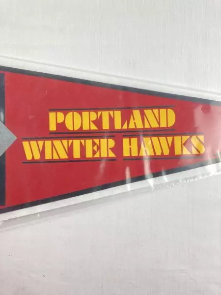 Vintage Portland Winter Hawks Pennant Hockey Collectible WHL Old Logo Red Black