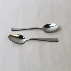 Lot Of 2 Oneida Teaspoons Avery Pattern Stainless Steel
