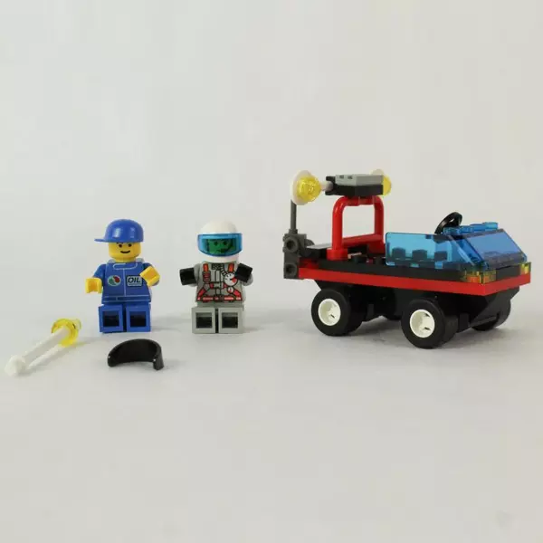 Lego Set 3439 Spy Runner Missing Two Pieces Includes Minifigs