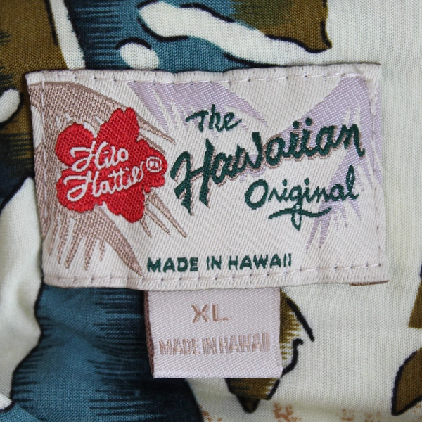 The Hawaiian Original Men's Size XL Collared Button Down Tropical Pattern
