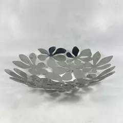 17-Inch Silver Tone Metal Fruit or Display Bowl Floral Pattern 