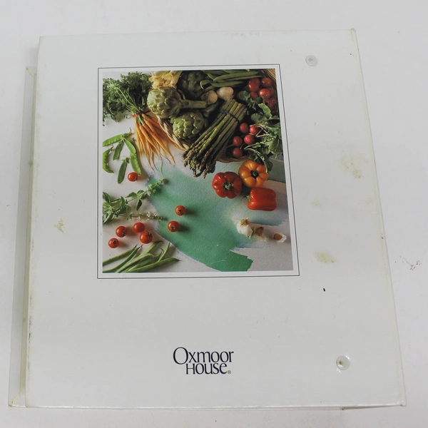 Light & Easy Cooking Collection Book 1990 Oxmoor House Ring Bound Good Condition
