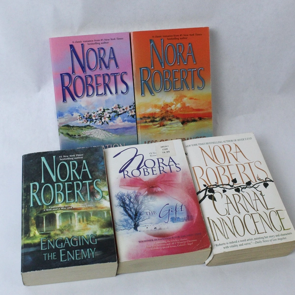 Lot of 5 Nora Roberts Books The Gift Temptation Carnal Innocence PB Romance