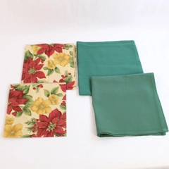 Lot of 4 Vintage Christmas Napkins 2 Poinsettia & 2 Green Fabric Linens