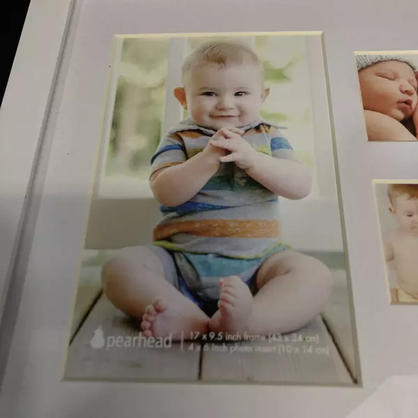 2015 Pearhead My First Year Photo Frame White 9.5 x17 Inch