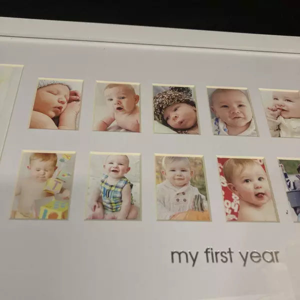 2015 Pearhead My First Year Photo Frame White 9.5 x17 Inch