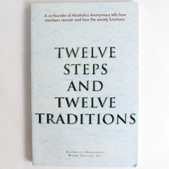 Twelve Steps And Twelve Traditions 2012 Book Alcoholics Anonymous Paperback
