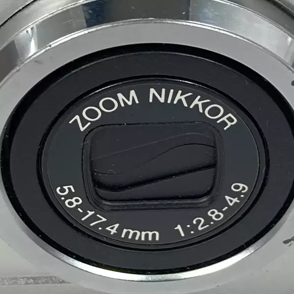 Nikon Coolpix 3100 Digital Compact Camera With Case