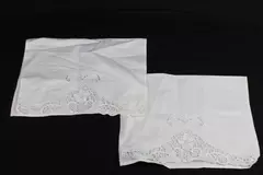 Lot of 2 White Floral Needle Lace Tea Towels 31x21 Inch Pre-Owned