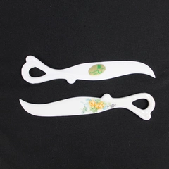 Set of 2 Maryland China Cheese Knives Made In Japan Hand Painted Forsythe 1998