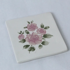 Gibson Designs 5.75" Ceramic Trivet with White Roses Good Condition