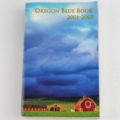 Oregon Blue Book 2001-2002 by Bill Bradbury Good Pre-Owned Condition