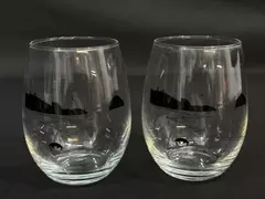Set of 2 Haystack Rock Wine Glasses Cannon Beach Oregon Crystal Drinkware
