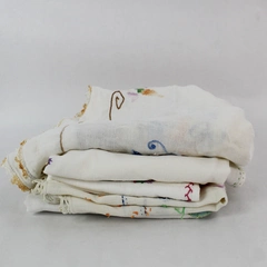 Lot of 5 Small Vintage Embroidered Tablecloths and Runner Scrap Fabric Crafting