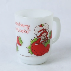 Anchor Hocking Strawberry Shortcake Milk Glass Kids Mug Oven Proof 1980s