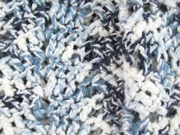Vintage Handmade Throw Blanket Afghan Crochet Knit White Blue Scalloped