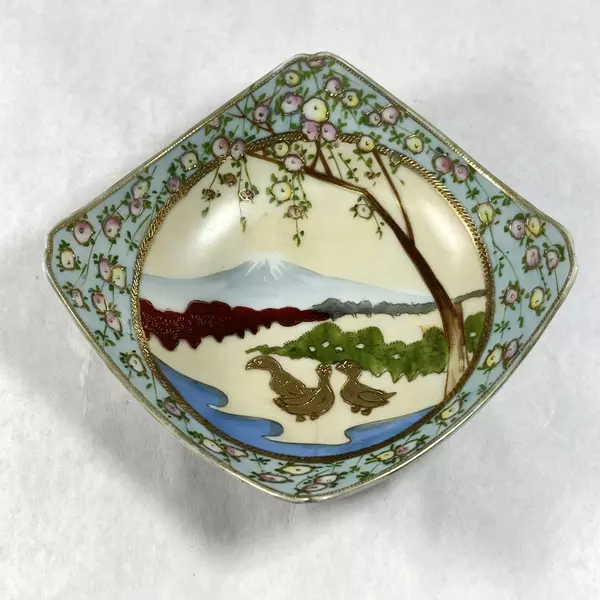 Hand Painted Noritake Bowl 3 Gold Geese With Mt Fuji And A Blooming Cherry Tree
