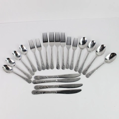 20 Piece Lot Cambridge Stainless Steel Abstract Design Flatware Service for 4