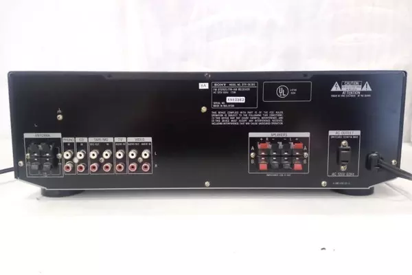 Sony STR-DE305 FM Stereo FM-AM Receiver Black Powers On AC 120V 175W