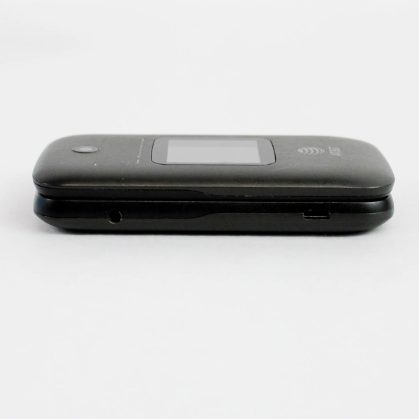 Cingular Flip IV 4GB Flip Phone AT&T Bundle