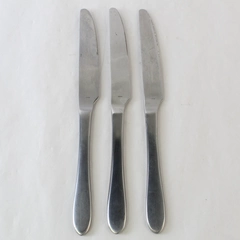 Set Of 3 Robert Welch Meridian 18/10 Stainless Serrated Dinner Knives