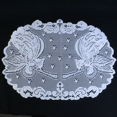 Lot of 2 Vintage Doily White Lace Centerpiece Placemats Angels Oval Home Decor