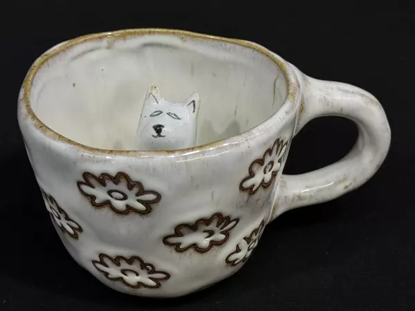 Urban Outfitters Pottery Mug With Peekaboo Dog In The Center