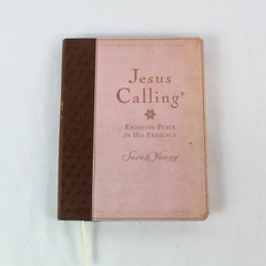 Jesus Calling Enjoy Peace In His Presence Large Deluxe Edition by Sarah Young