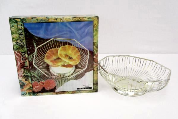 Davco Silver LTD Octagon Basket 7147 NIB New Fruit Counter Top Decor