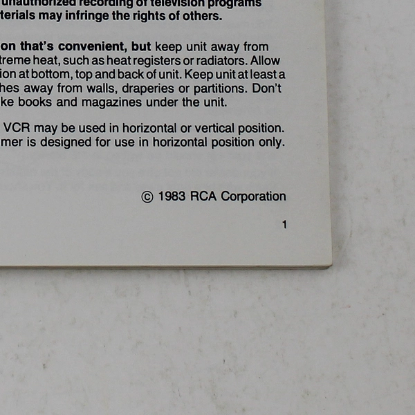 RCA VKP900 Video Cassette Recorder Owner's Manual Good Condition