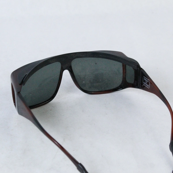 HTOVER Maroon Shell Sunglasses With Adjustable Strap and Peripheral Lens UV 400