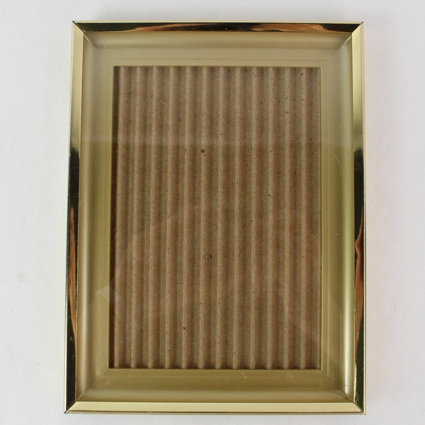 Lot of 2 Gold Tone Metal Standing Picture Photo Frames 5x7" and 6x8"