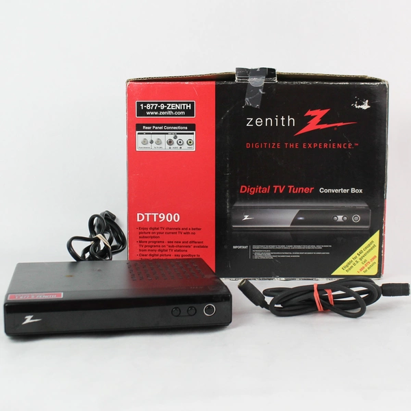 Zenith Digital TV Tuner Converter Box DTT900 2008 No Remote Untested Sold As Is