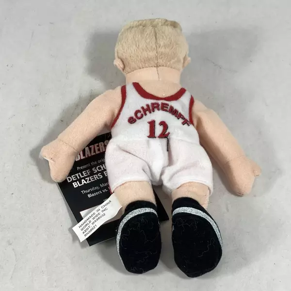 2000 Trail Blazers Buddy L.E. Plush #12 Detlef Scrempf 729/10000