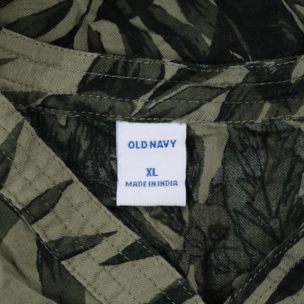 Old Navy Women's 1/4 Button Up Pullover Top Size XL Cotton Green Leaves Print