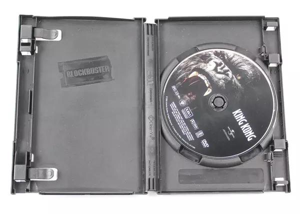 King Kong DVD Widescreen Naomi Watts Jack Black 2005 Universal Pre-Owned