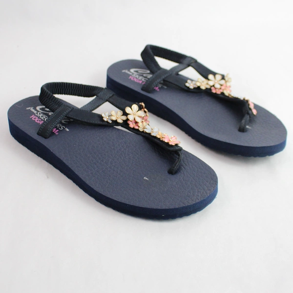 Cali from Skechers Yoga Foam Blue Flip Flop Sandal with Pink Gems Size US 9