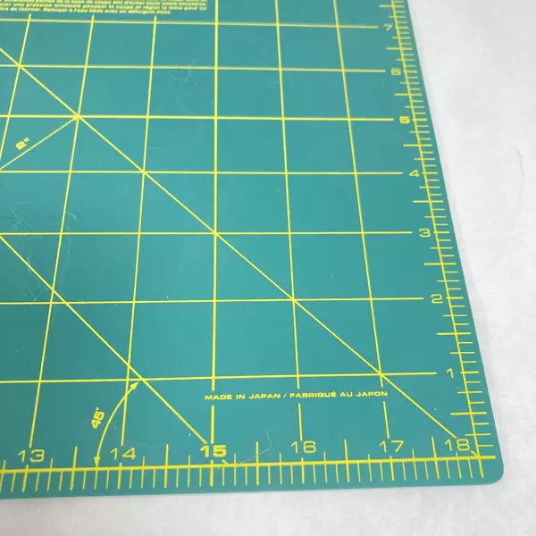 OLFA RM-CG Rotary Mat Model 9880 Cutting Base 18.5 x 12.25 Inch
