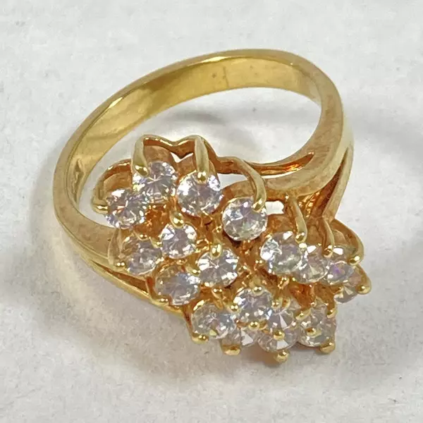Size 9.5 Womens Gold Tone Cubic Zirconia Cluster Cocktail Ring